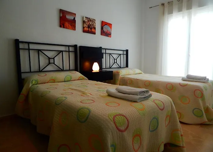 Lägenhet Garcia Lorca,solo Familia Y Parejas