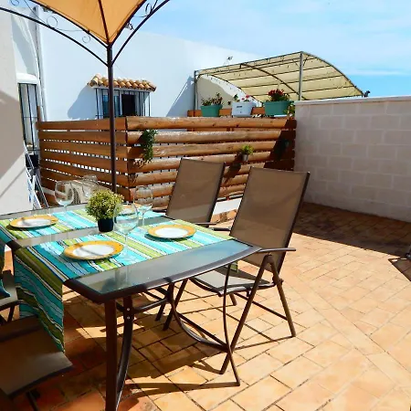 Garcia Lorca,solo Familia Y Parejas