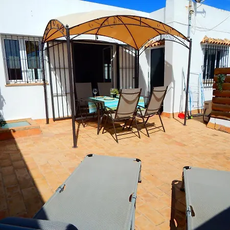 Garcia Lorca,solo Familia Y Parejas Conil De La Frontera