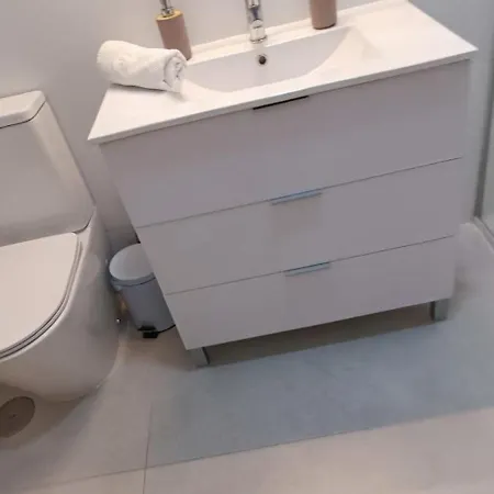 Garcia Lorca,solo Familia Y Parejas Appartement *