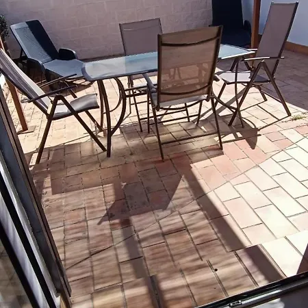 Garcia Lorca,solo Familia Y Parejas Appartement