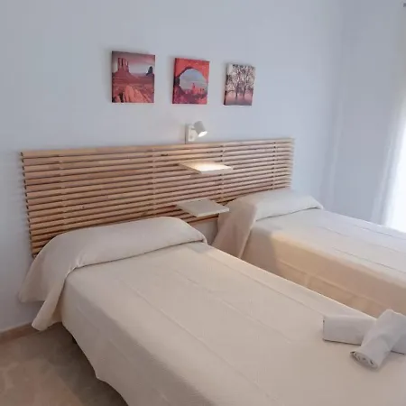 Appartement Garcia Lorca,solo Familia Y Parejas *