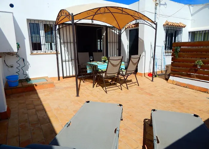 Garcia Lorca,solo Familia Y Parejas Conil De La Frontera