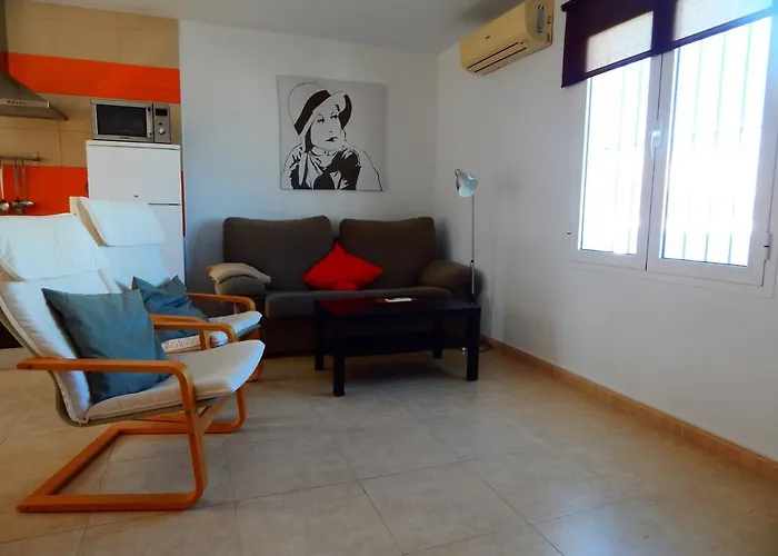 Garcia Lorca,solo Familia Y Parejas Daire Conil De La Frontera