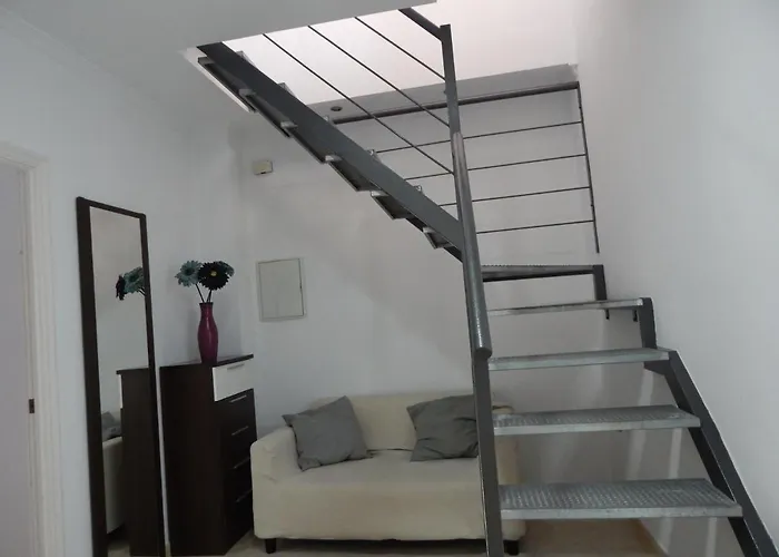 Garcia Lorca,solo Familia Y Parejas Daire